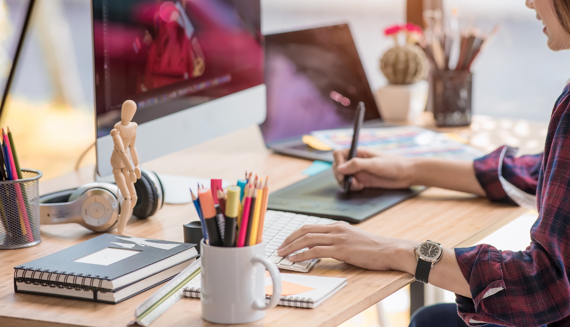 デザイナーの働き方イメージ